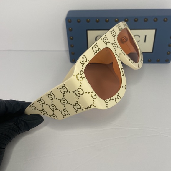 New - Gucci Rectangular Sunglasses with GG0983s Ivory - Gucci Eyewear